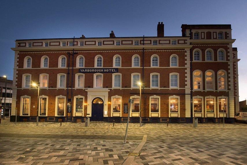 The Yarborough Hotel Wetherspoon Grimsby Exteriör bild