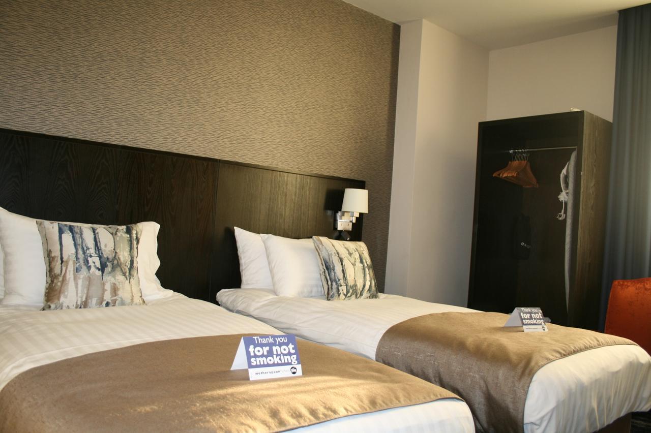 The Yarborough Hotel Wetherspoon Grimsby Exteriör bild