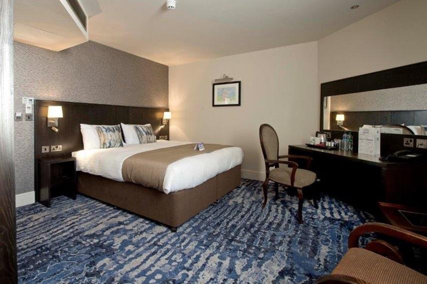 The Yarborough Hotel Wetherspoon Grimsby Exteriör bild