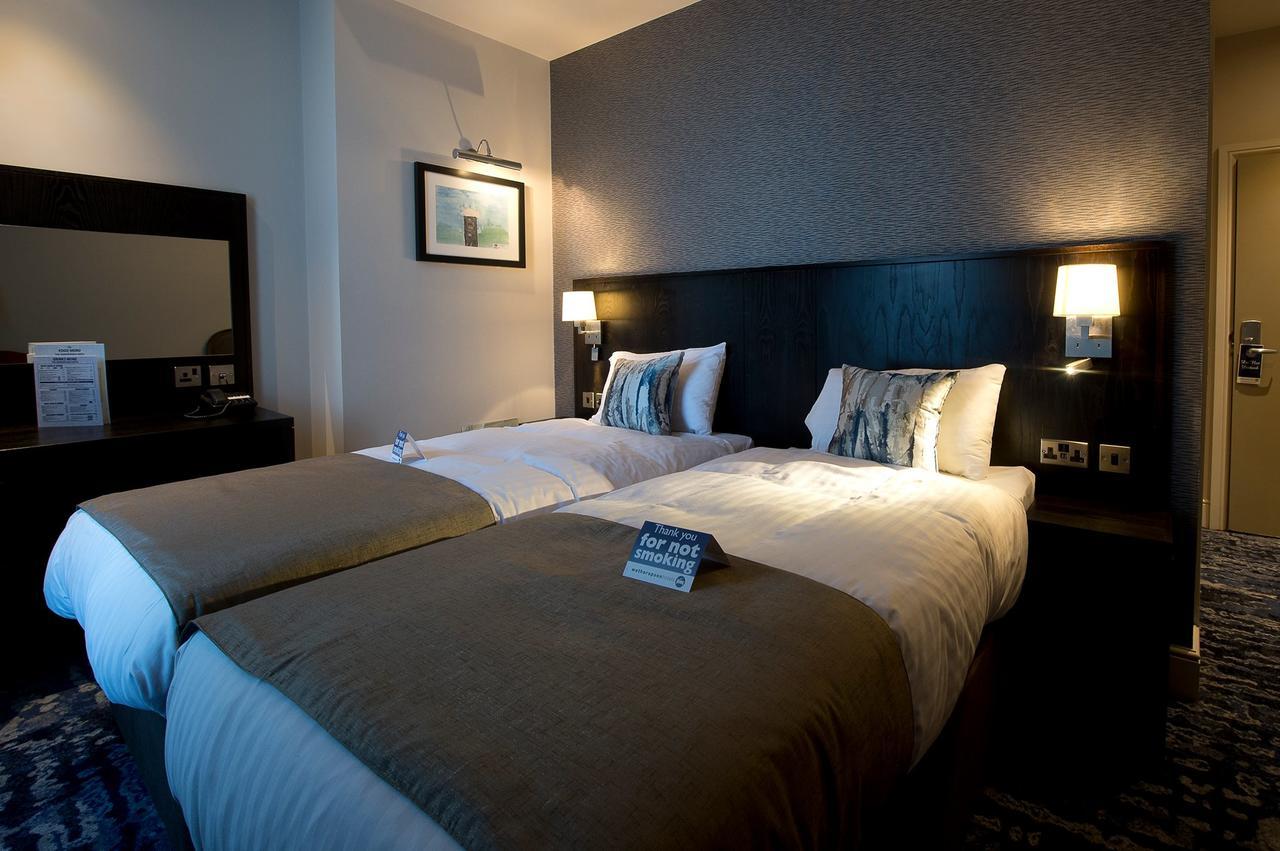 The Yarborough Hotel Wetherspoon Grimsby Exteriör bild